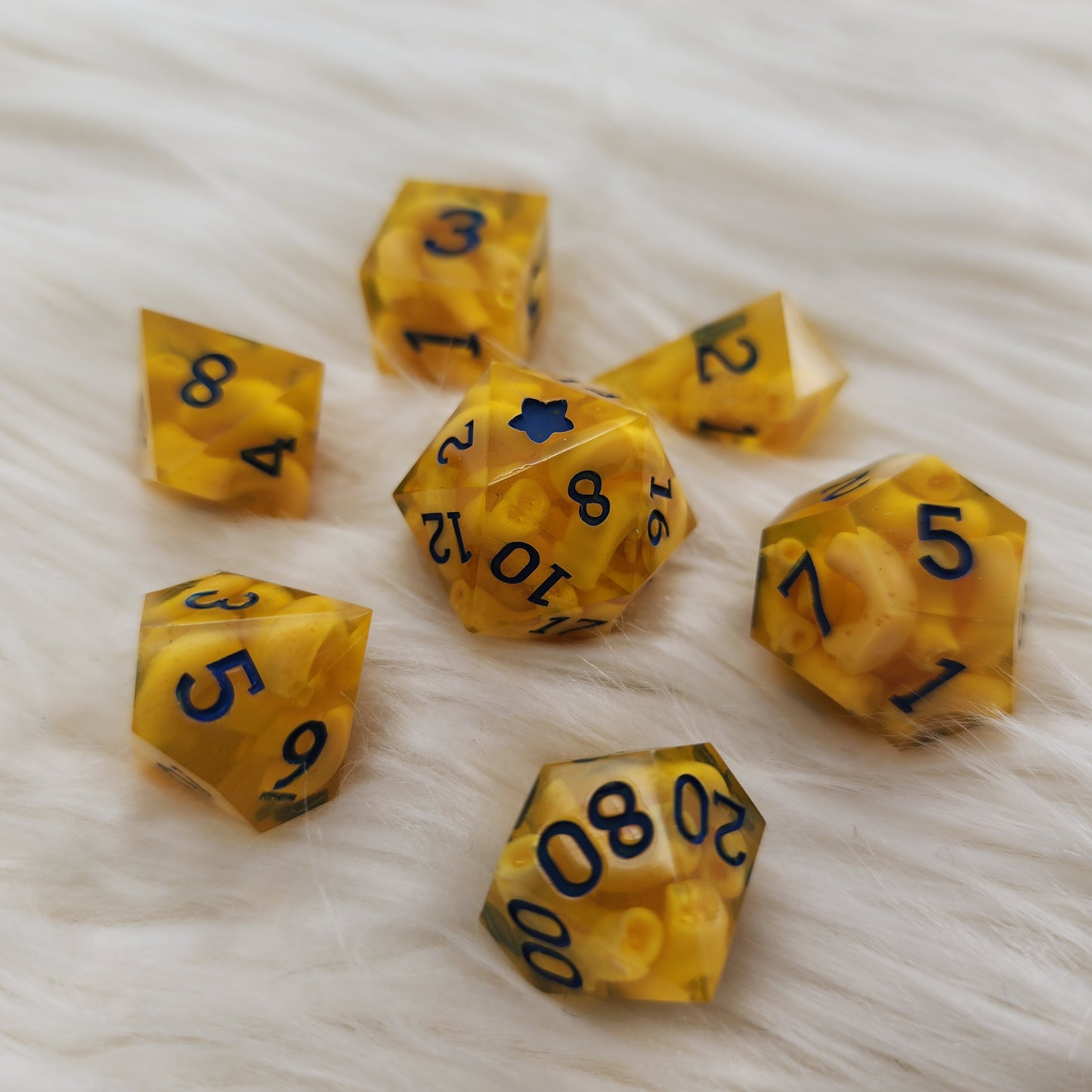 Mac n Cheese - 7pcs Dice Set